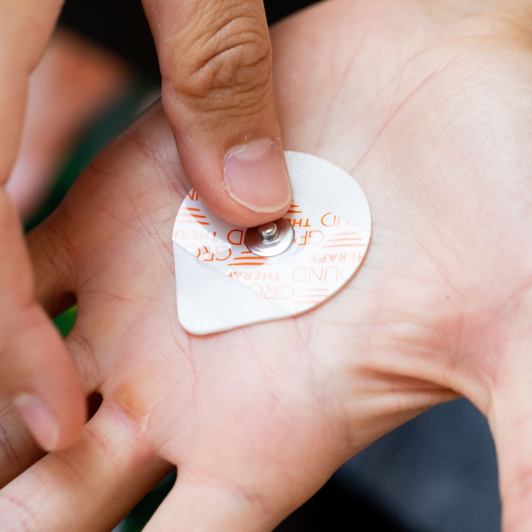 Stick An Earthing Patches To Your Palm